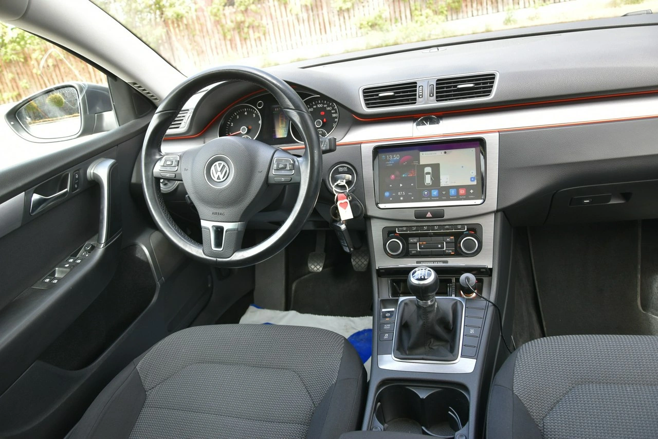 Volkswagen Passat - Zdjęcie 9
