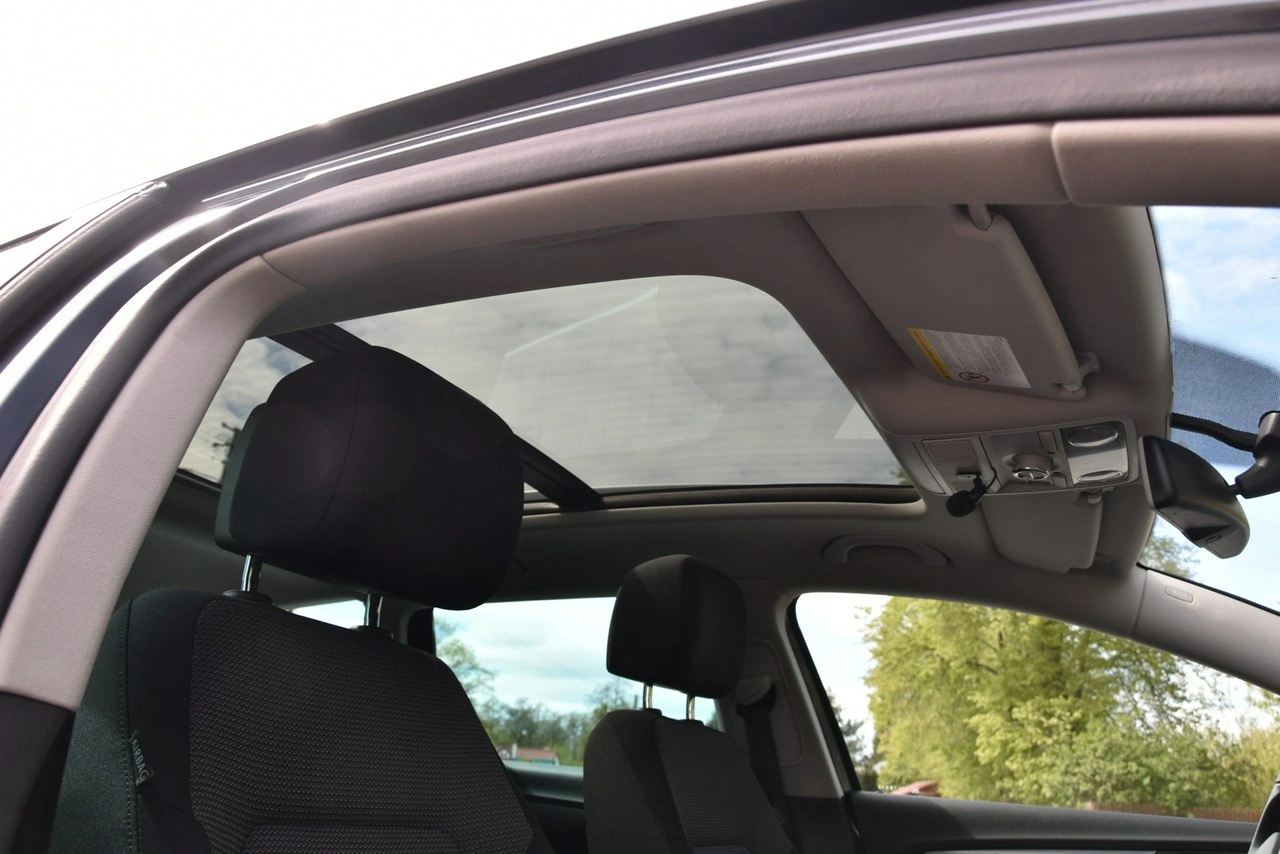 Volkswagen Passat - Zdjęcie 11