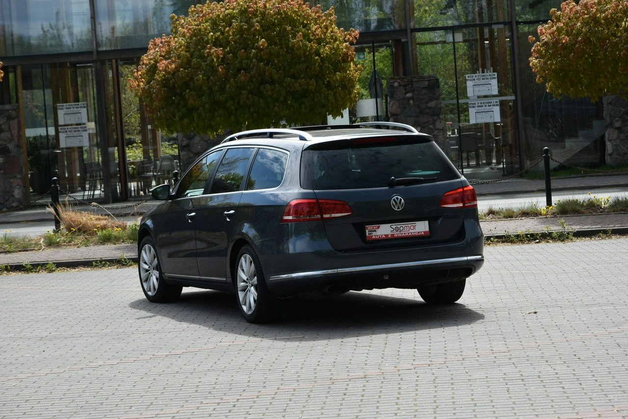 Volkswagen Passat - Zdjęcie 19