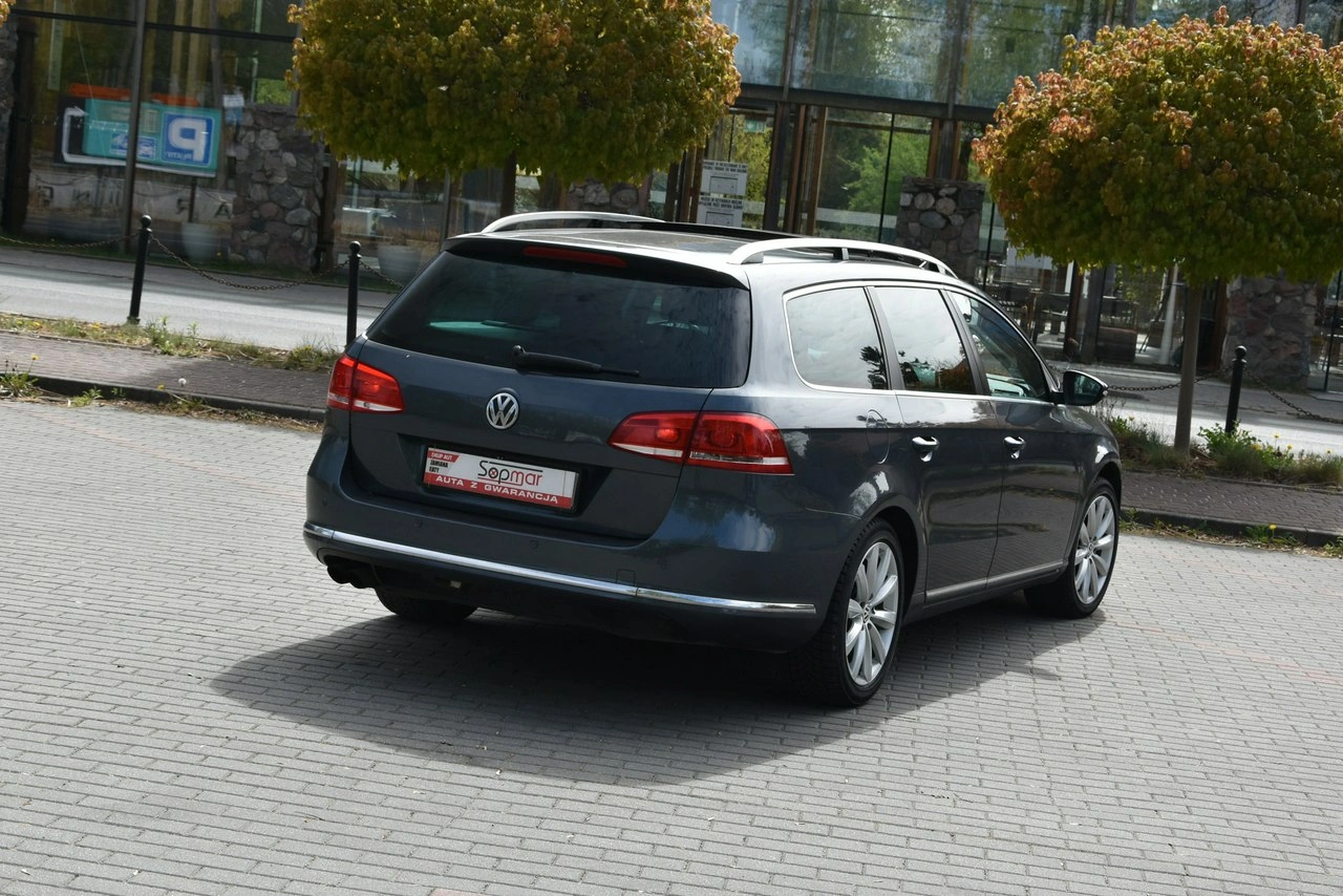 Volkswagen Passat - Zdjęcie 21