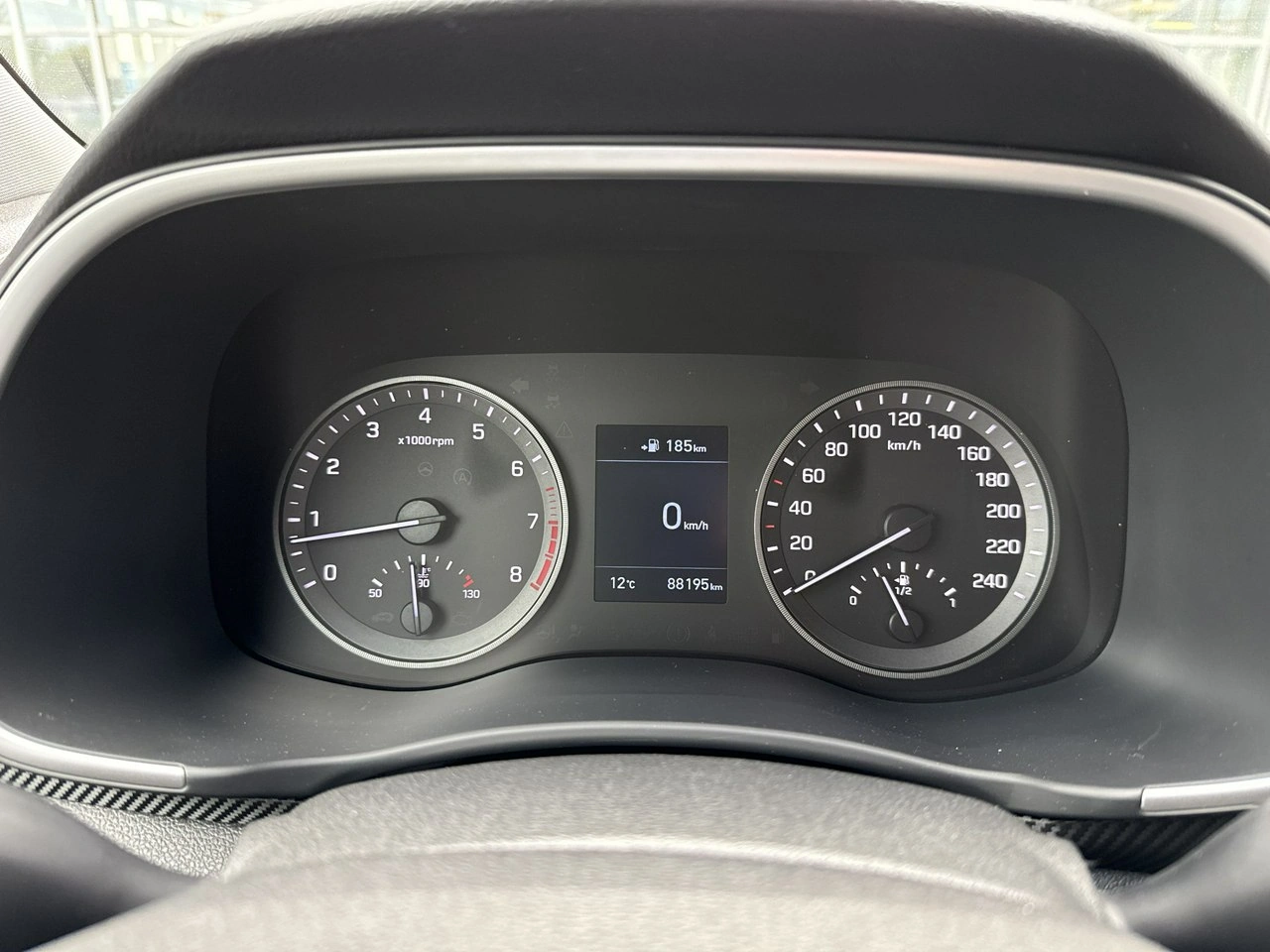 Hyundai Tucson - Zdjęcie 14