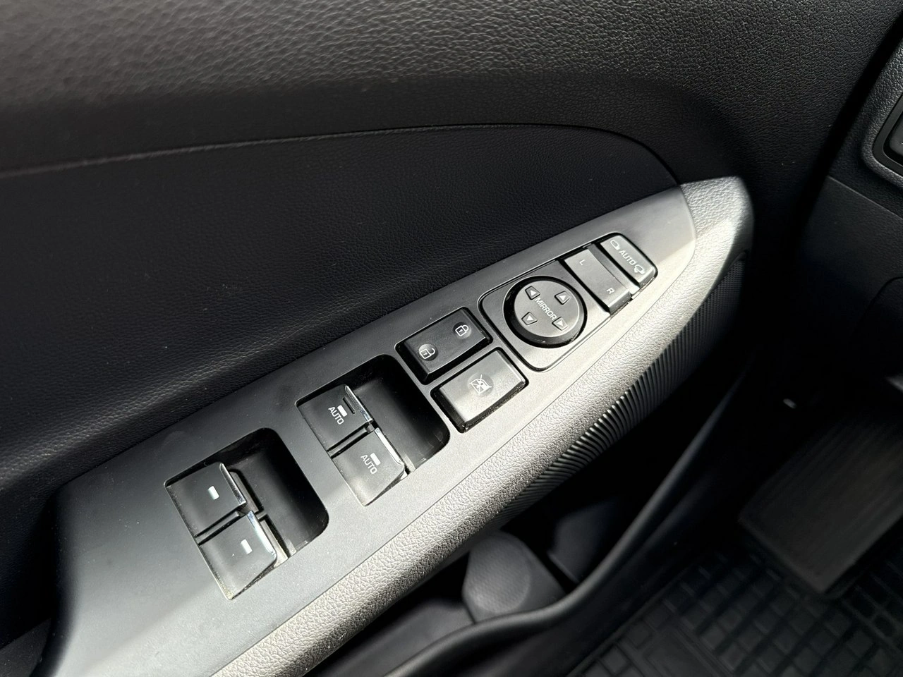 Hyundai Tucson - Zdjęcie 20