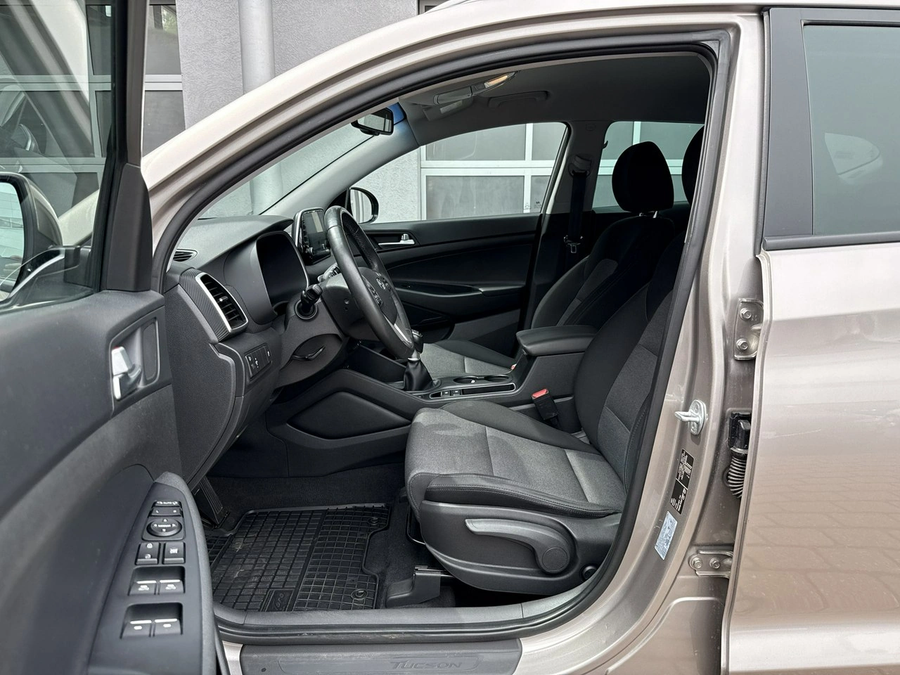 Hyundai Tucson - Zdjęcie 22