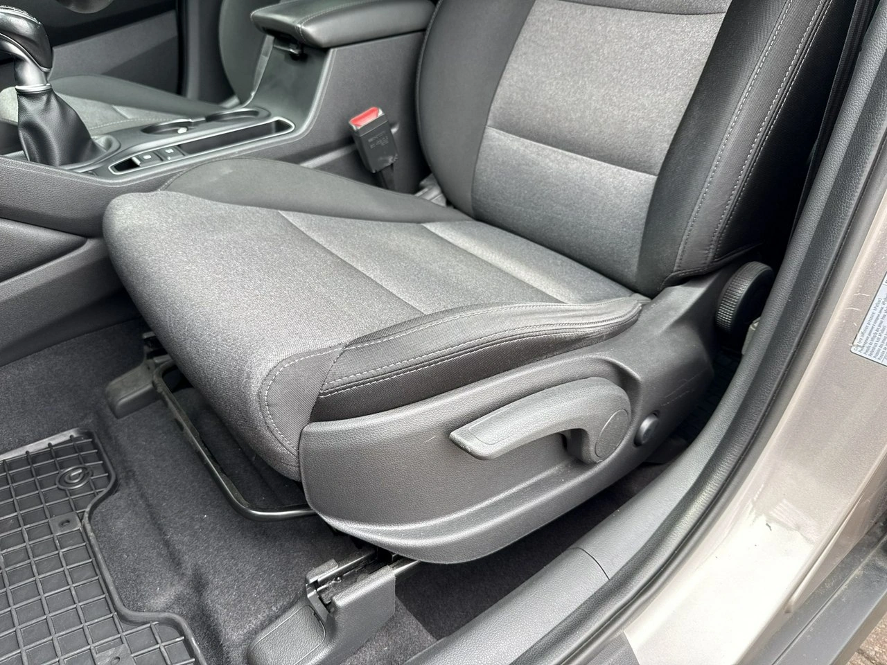 Hyundai Tucson - Zdjęcie 25