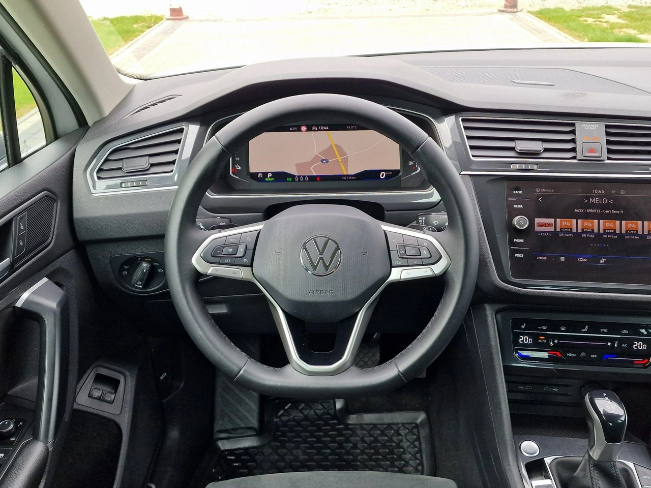 Volkswagen Tiguan - Zdjęcie 28