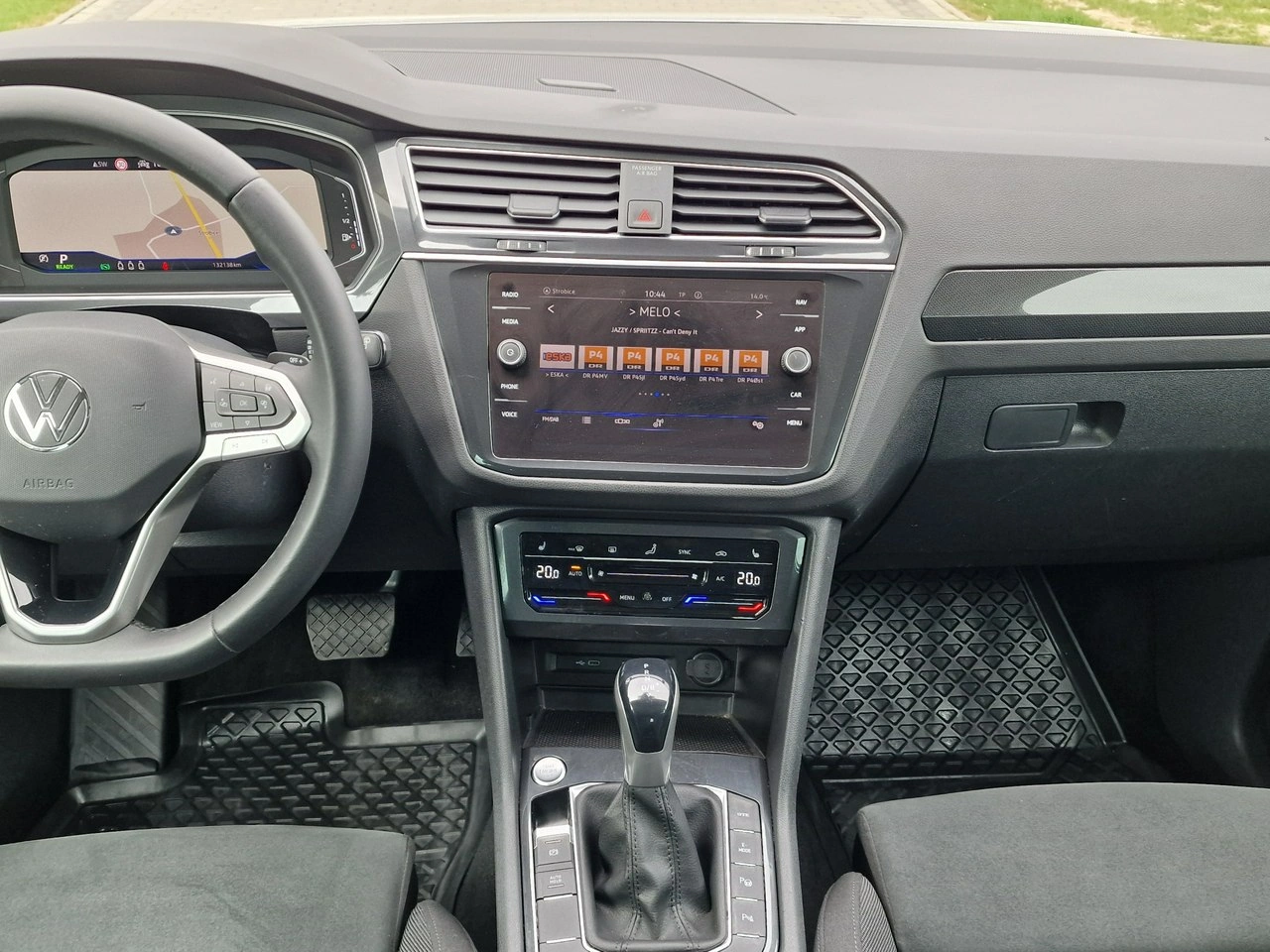Volkswagen Tiguan - Zdjęcie 30