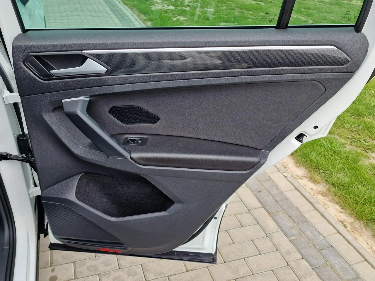 Volkswagen Tiguan - Zdjęcie 26