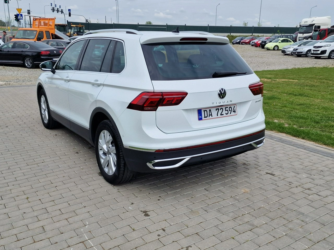 Volkswagen Tiguan - Zdjęcie 3