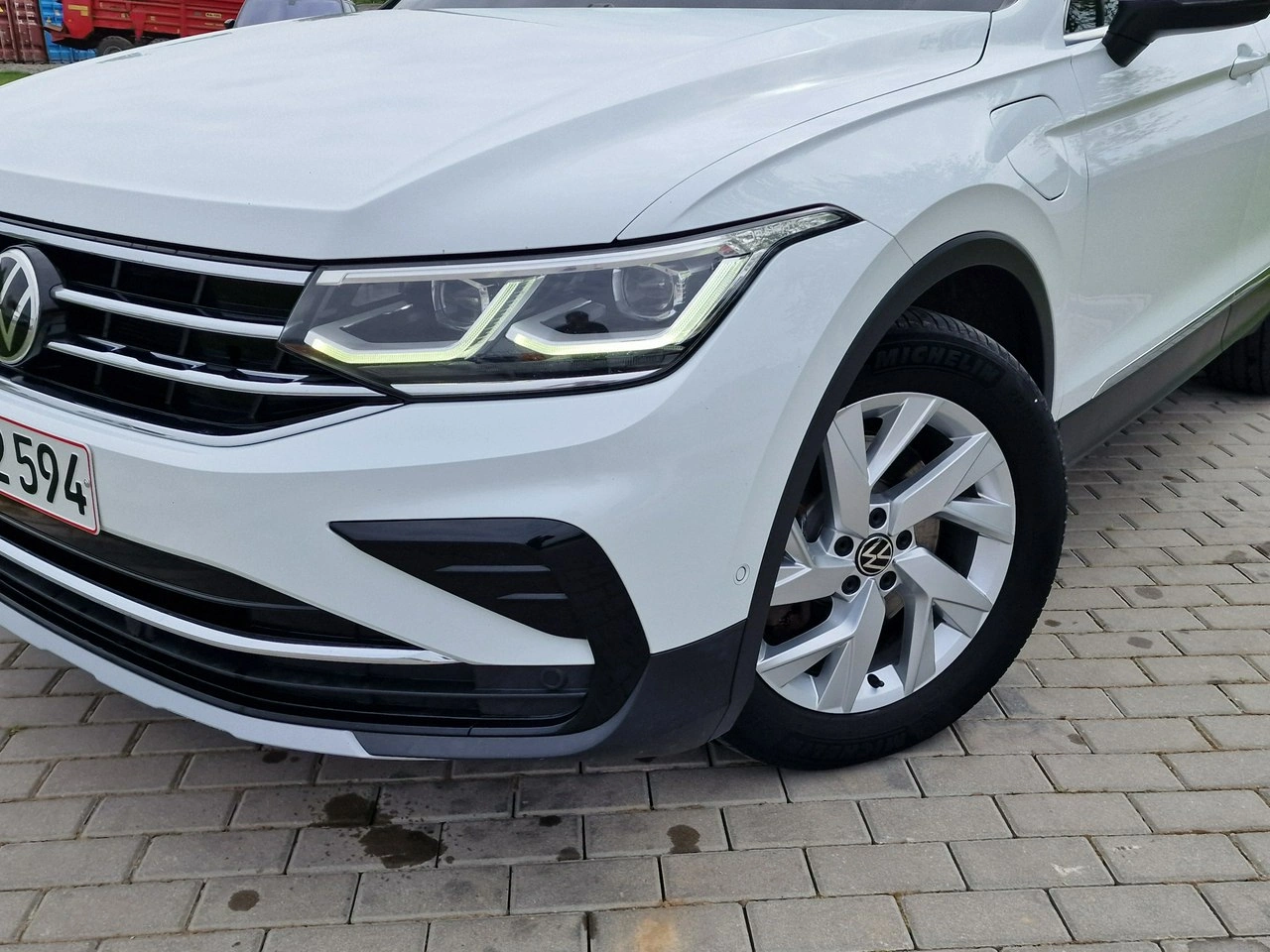 Volkswagen Tiguan - Zdjęcie 12