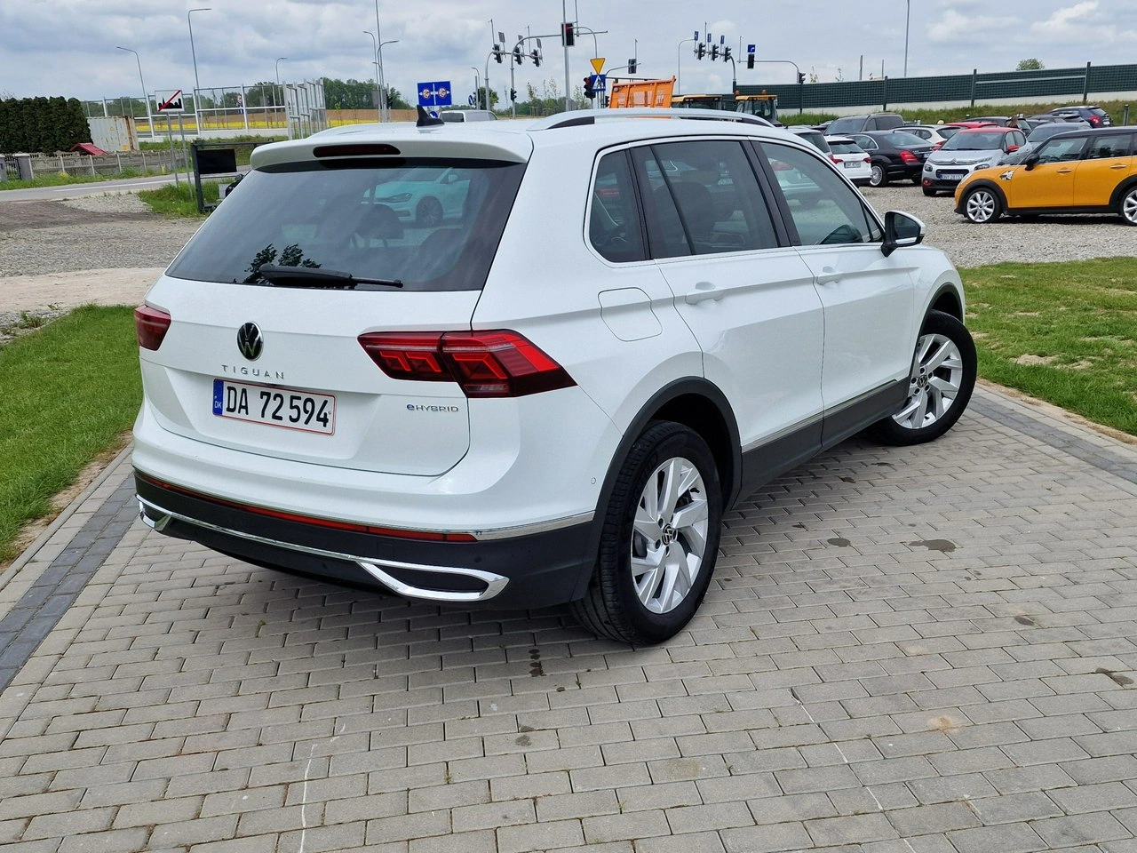 Volkswagen Tiguan - Zdjęcie 35