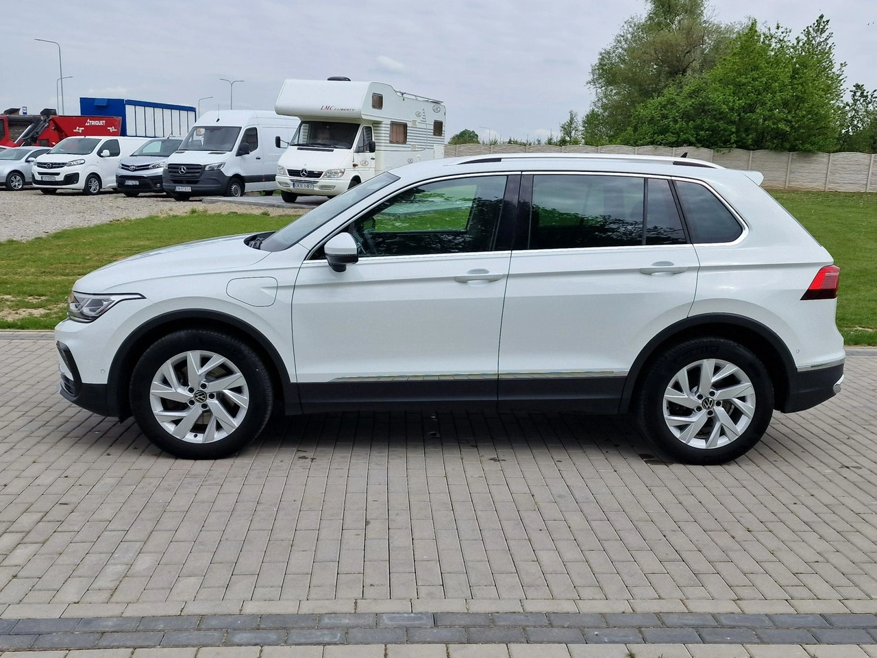 Volkswagen Tiguan - Zdjęcie 2
