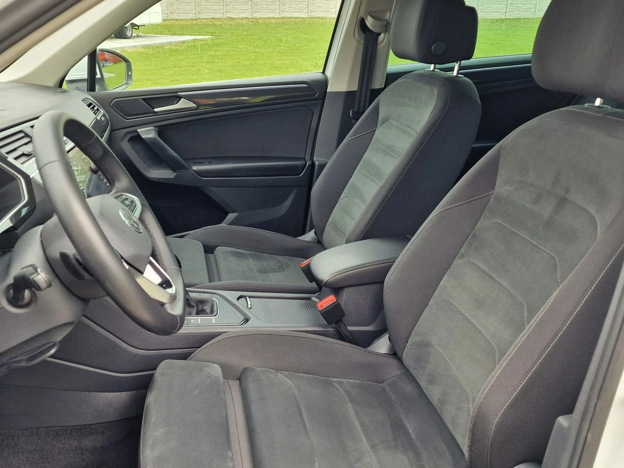 Volkswagen Tiguan - Zdjęcie 18