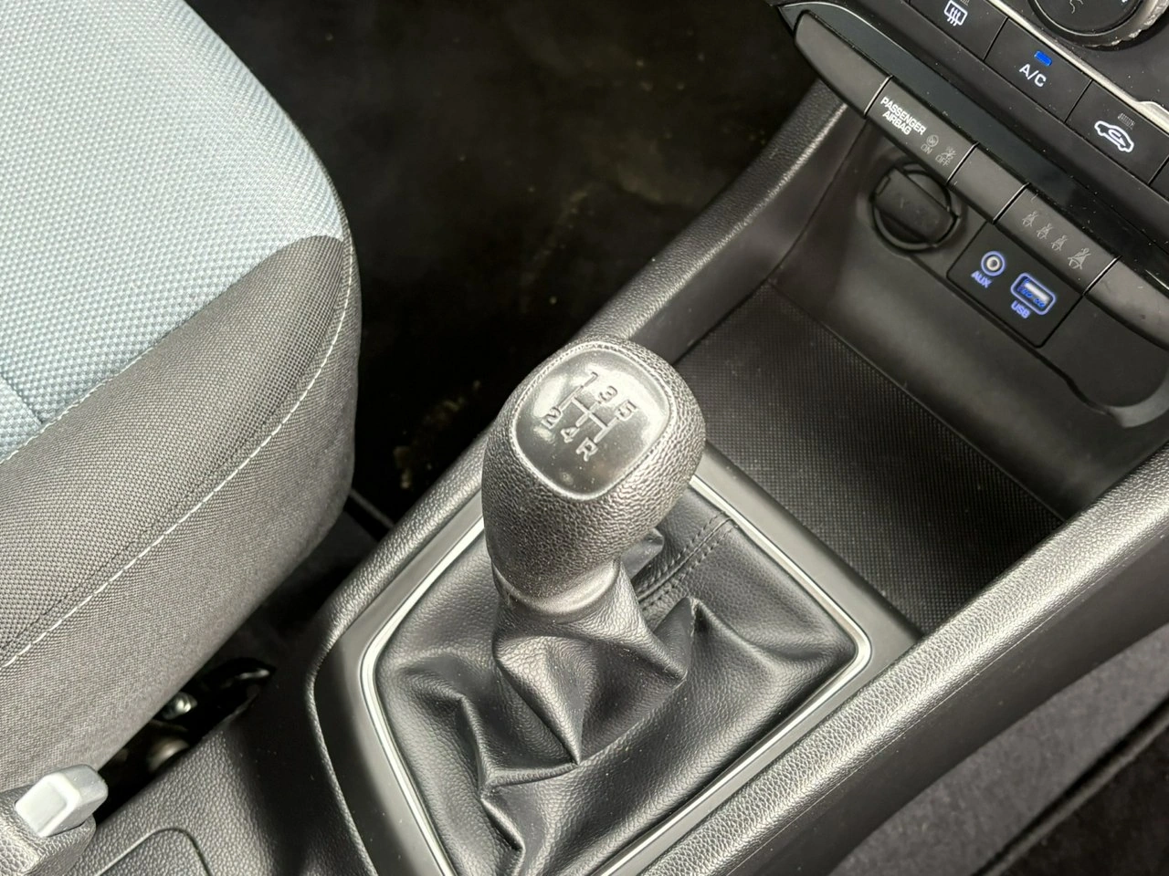 Hyundai i20 - Zdjęcie 17