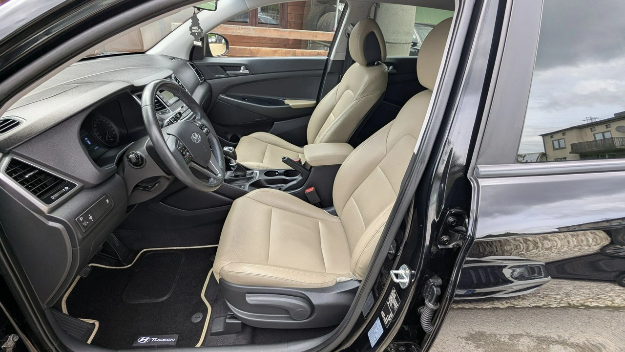 Hyundai Tucson - Zdjęcie 14