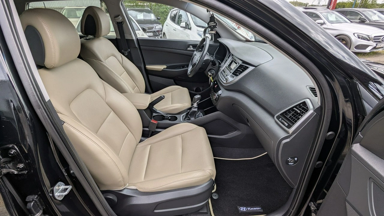 Hyundai Tucson - Zdjęcie 19