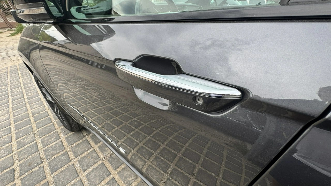 Jeep Grand Cherokee - Zdjęcie 18