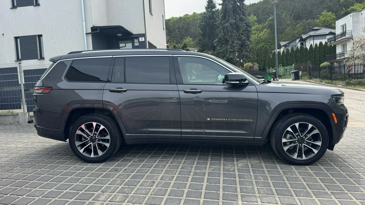 Jeep Grand Cherokee - Zdjęcie 35
