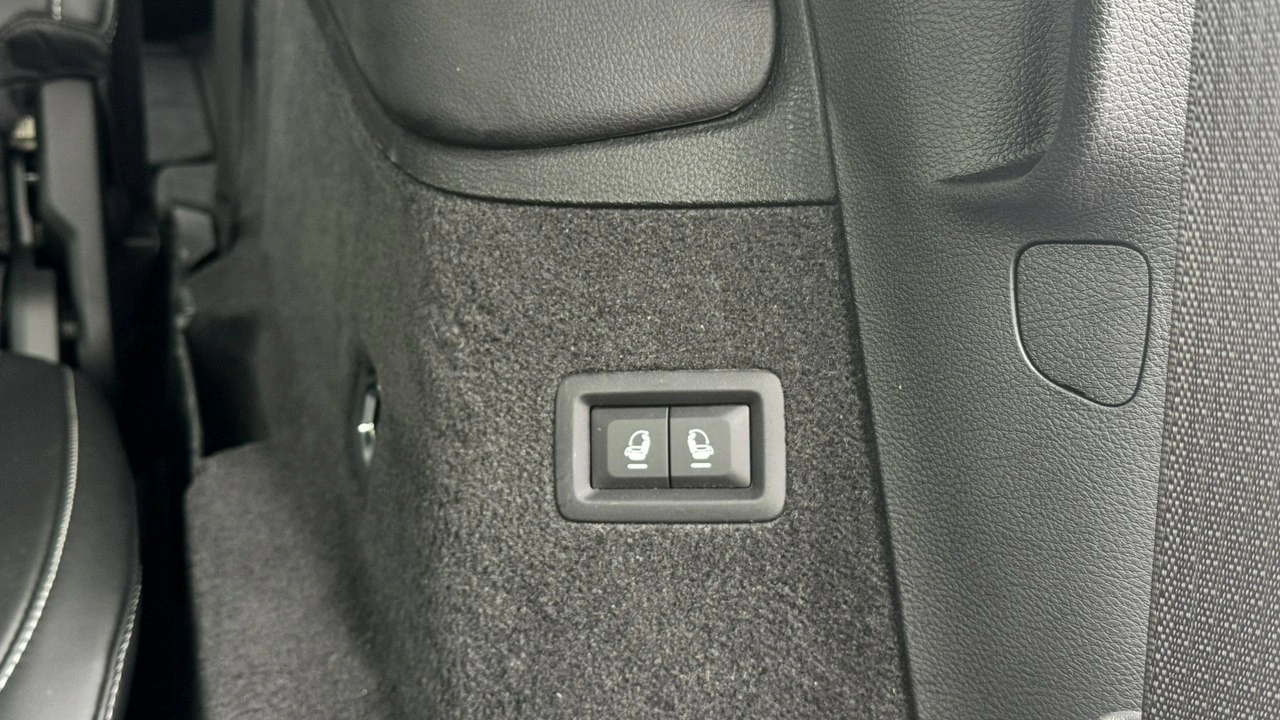 Jeep Grand Cherokee - Zdjęcie 37