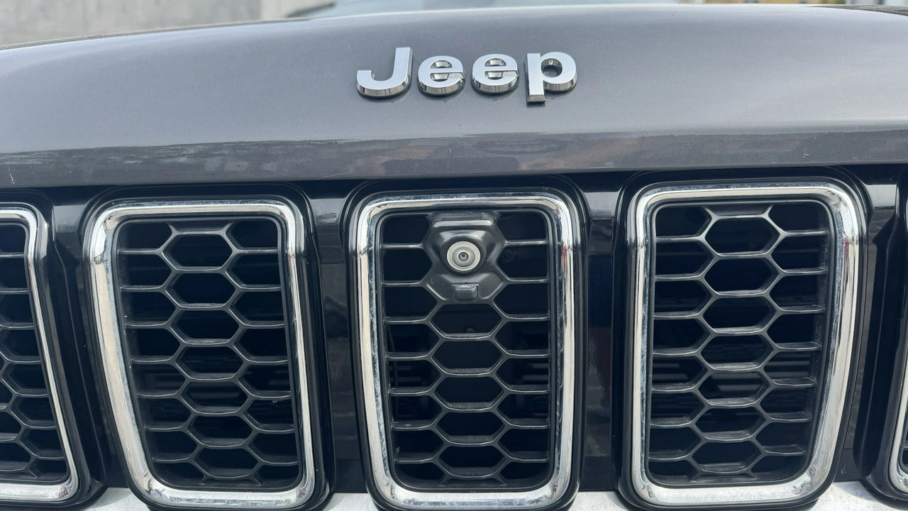 Jeep Grand Cherokee - Zdjęcie 47