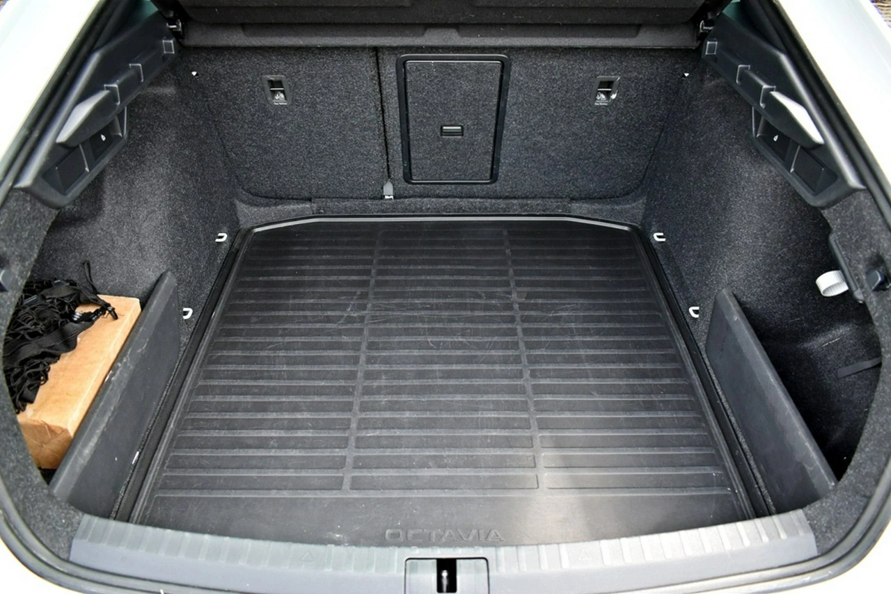 Skoda Octavia - Zdjęcie 30