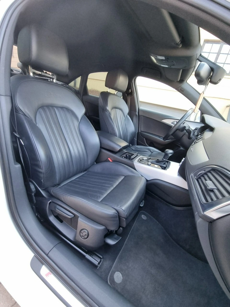 Audi A6 - Zdjęcie 14