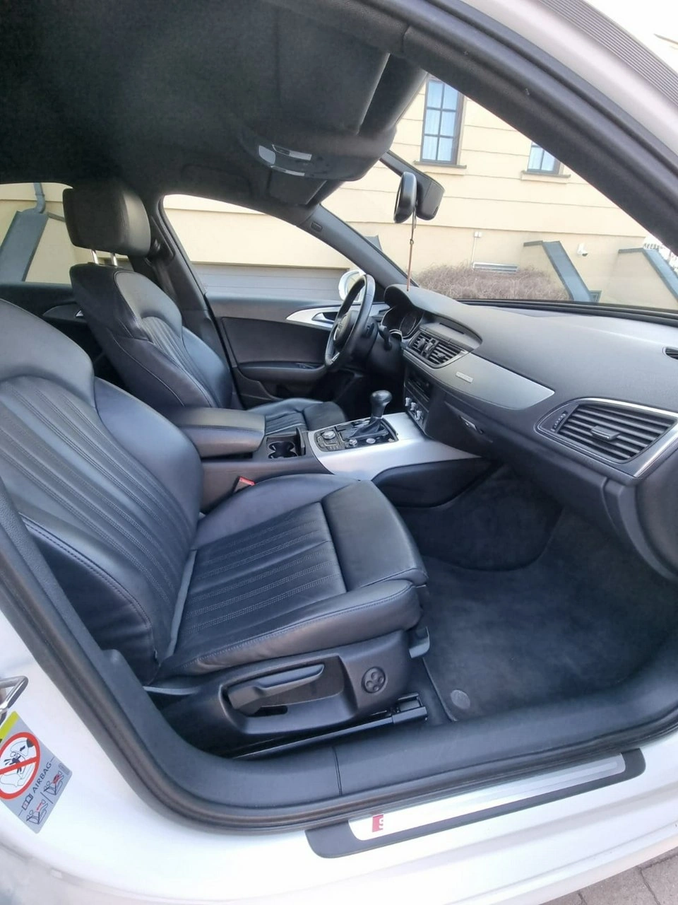 Audi A6 - Zdjęcie 15