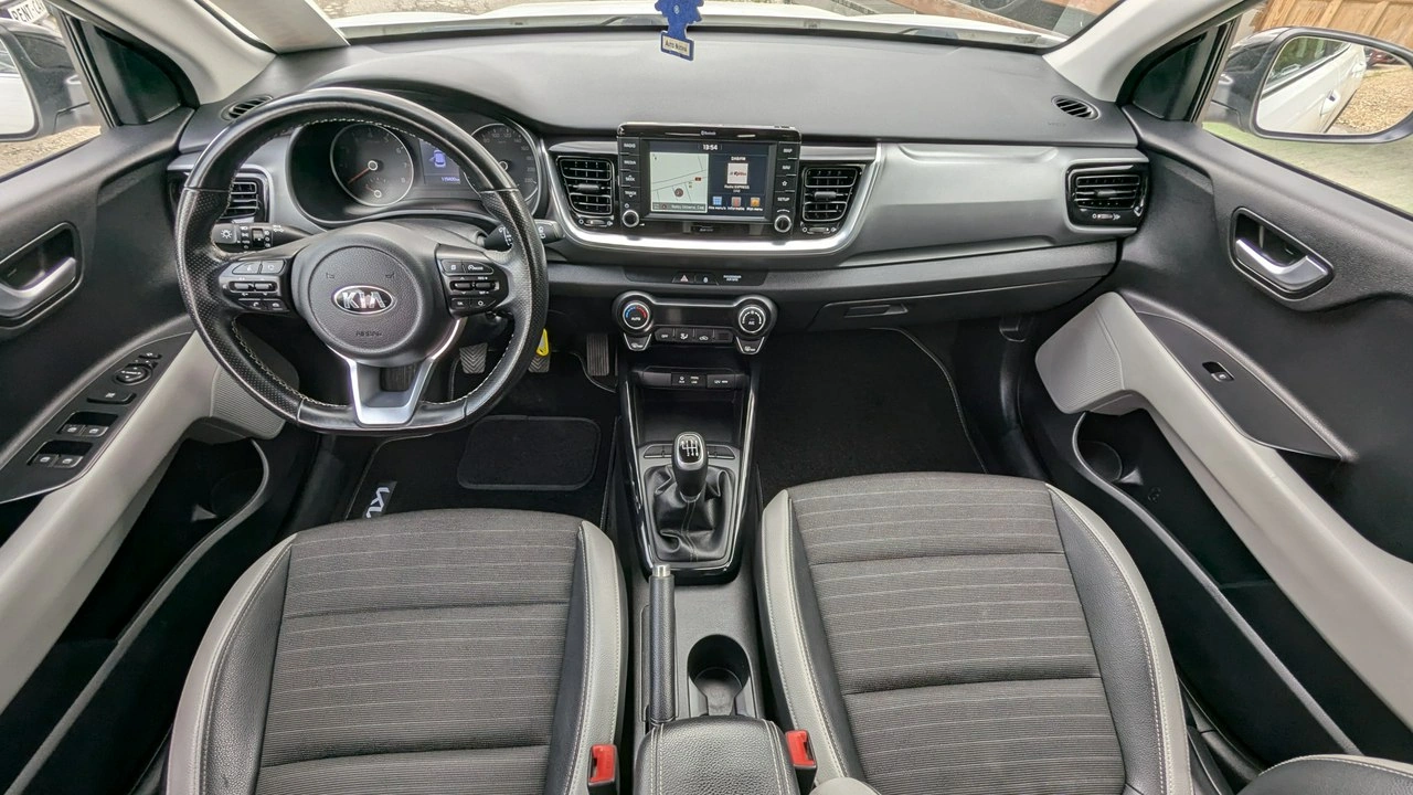 Kia Stonic - Zdjęcie 19