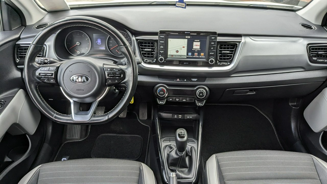 Kia Stonic - Zdjęcie 22