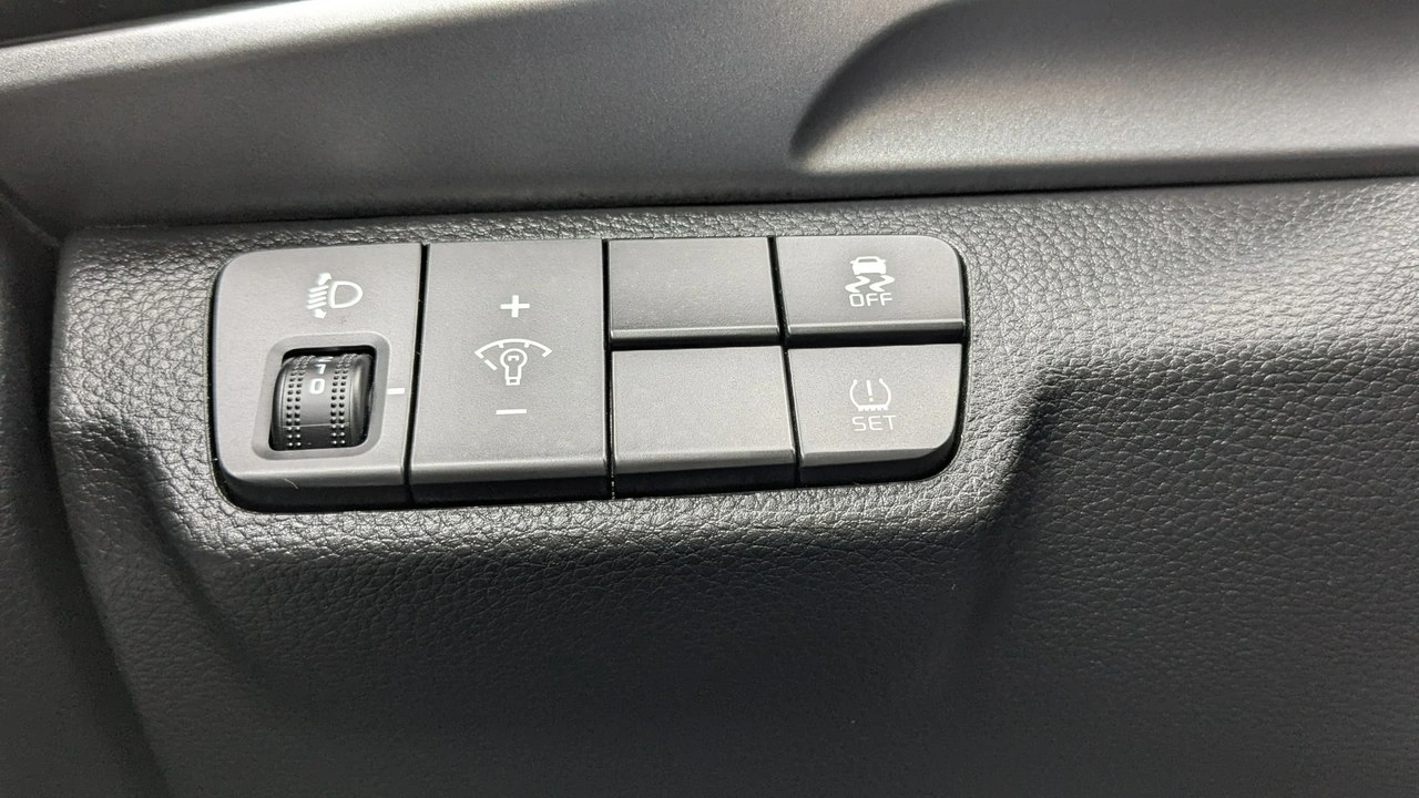 Kia Stonic - Zdjęcie 31