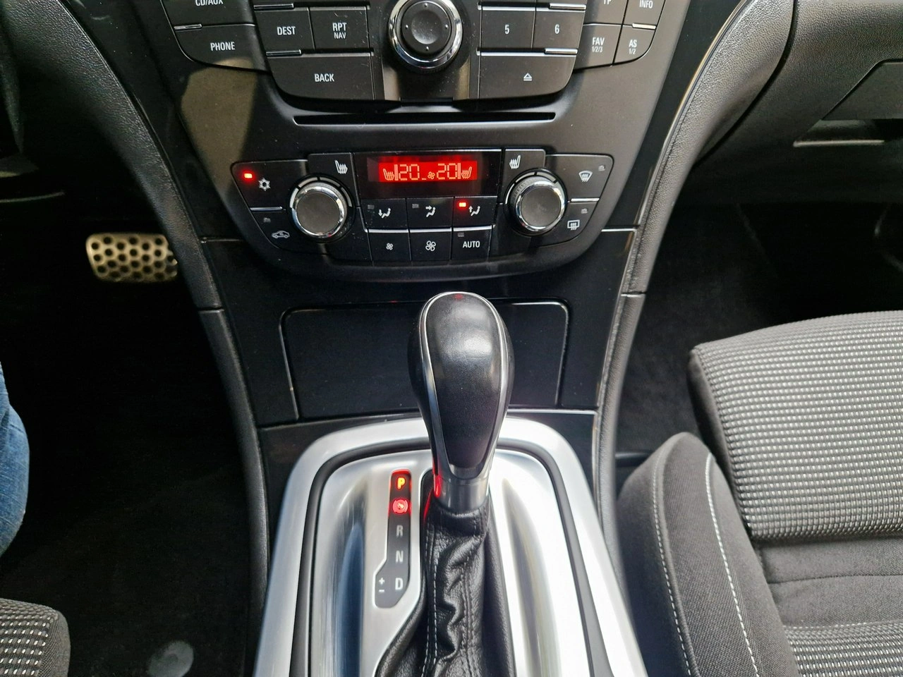 Opel Insignia - Zdjęcie 14