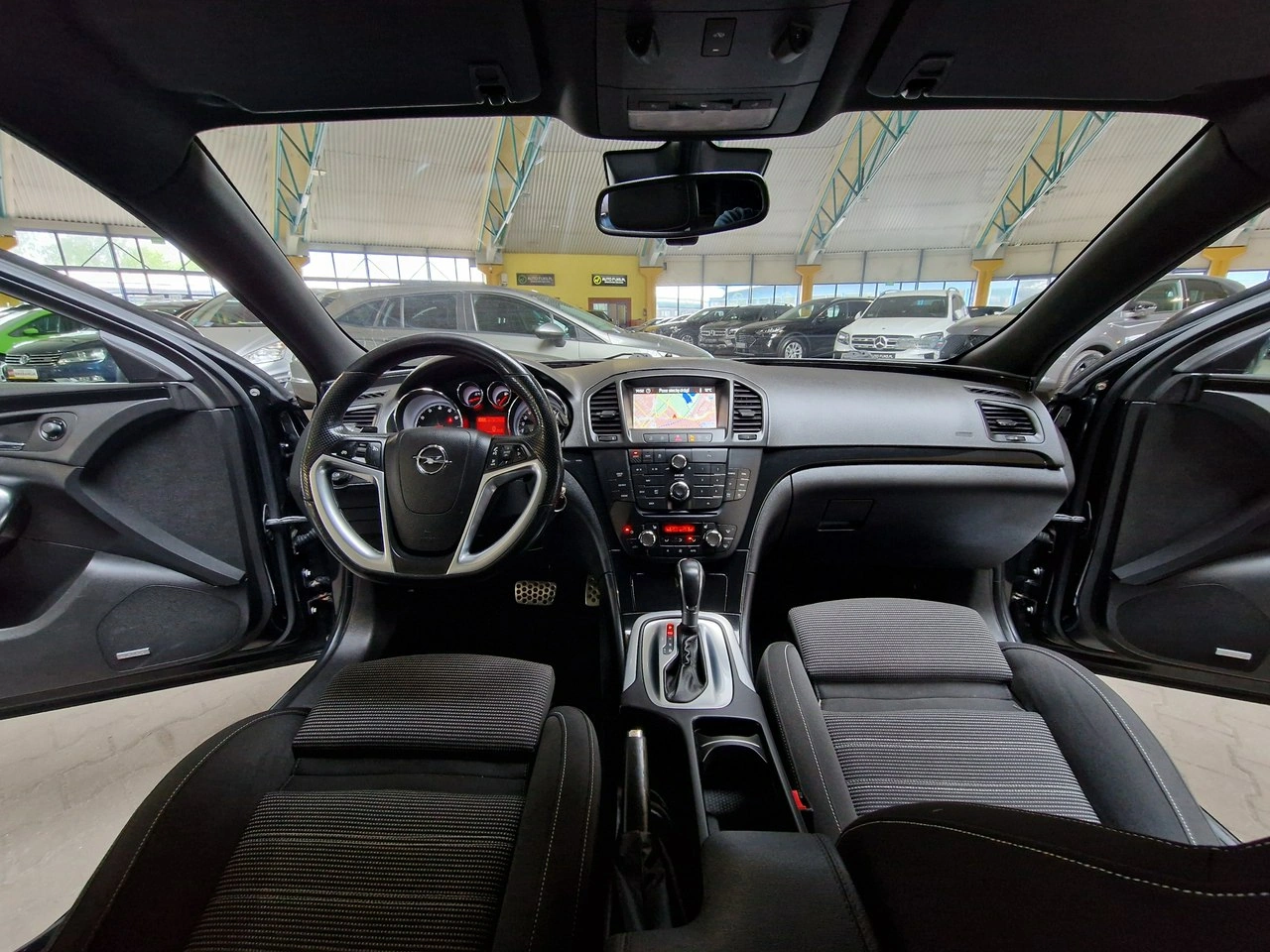 Opel Insignia - Zdjęcie 18