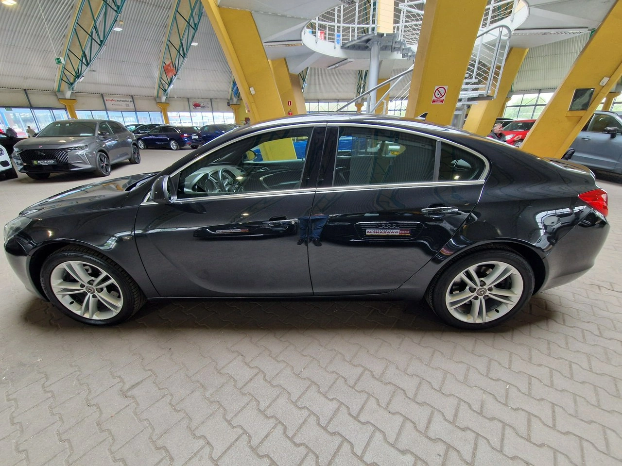 Opel Insignia - Zdjęcie 4