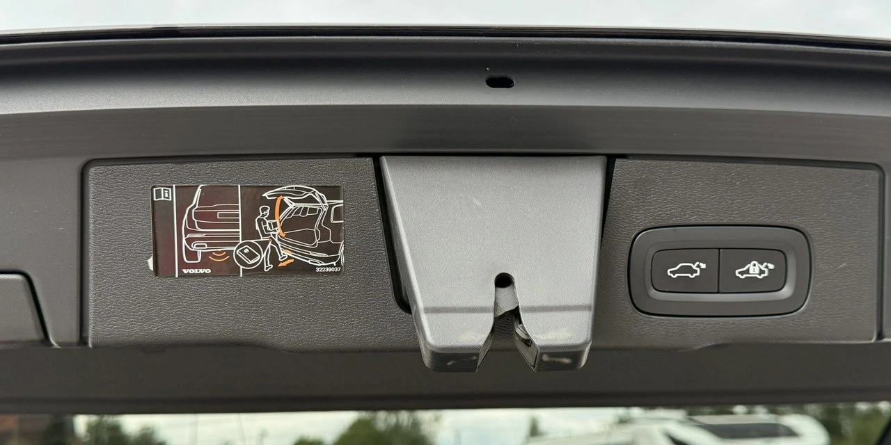 Volvo XC 60 - Zdjęcie 33