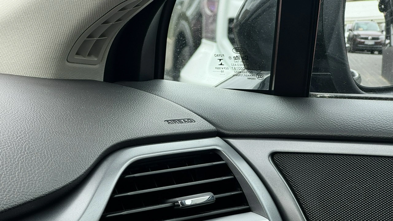 Ford Mondeo - Zdjęcie 27