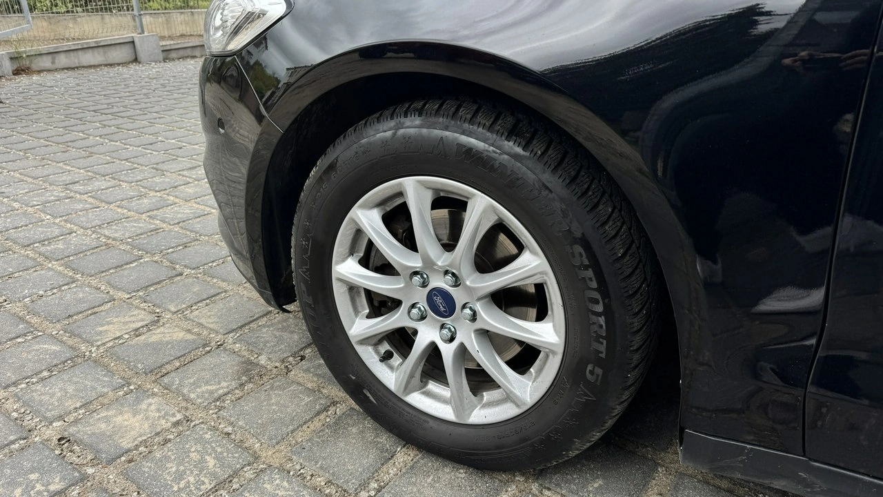 Ford Mondeo - Zdjęcie 28