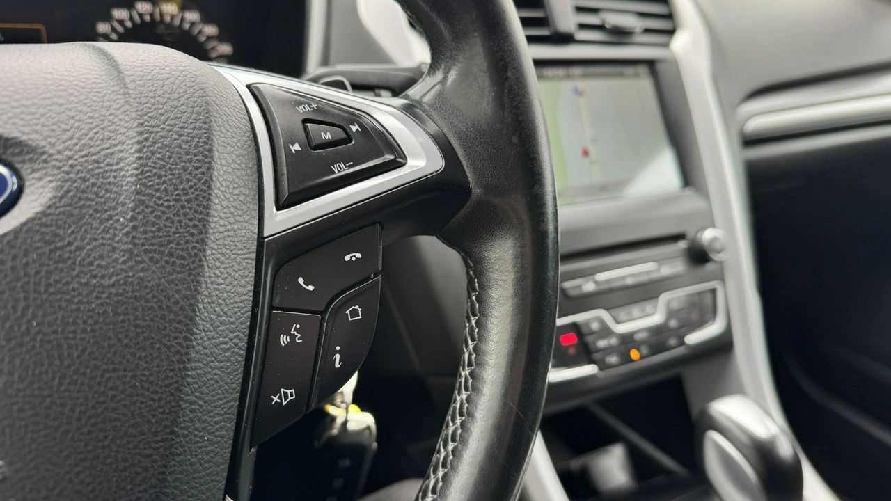 Ford Mondeo - Zdjęcie 8