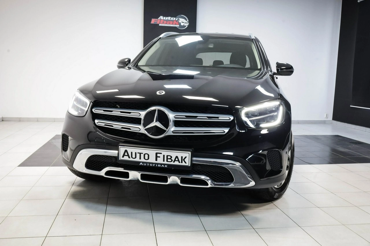 Mercedes GLC 200 - Zdjęcie 3
