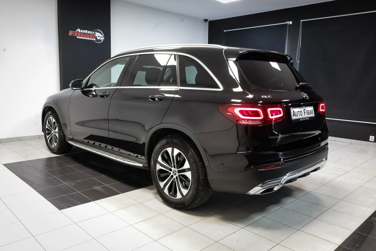 Mercedes GLC 200 - Zdjęcie 8