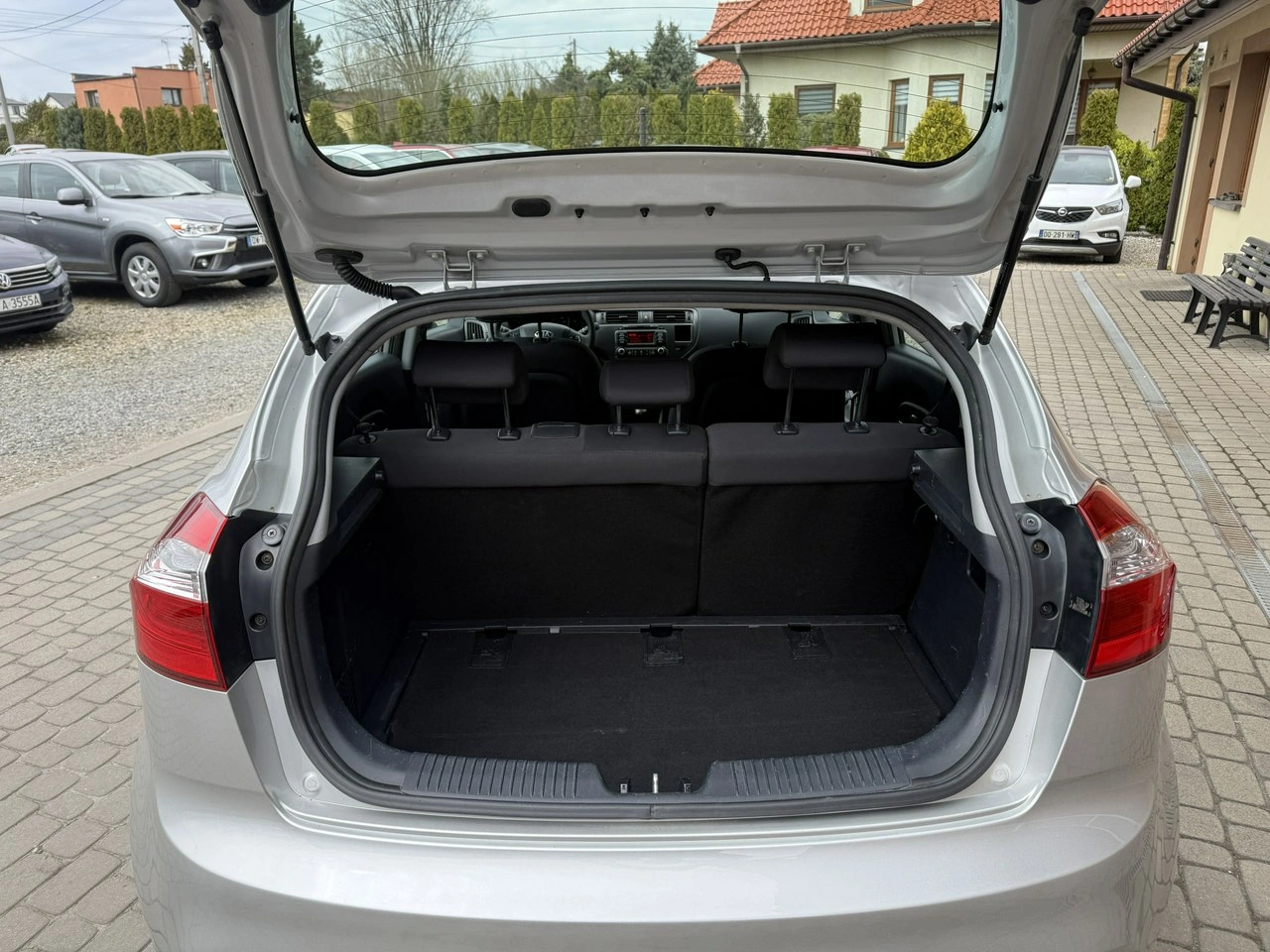 Kia Rio - Zdjęcie 21