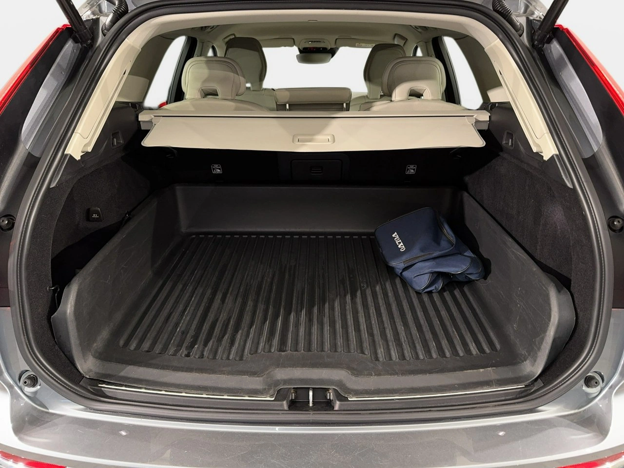 Volvo XC 60 - Zdjęcie 15