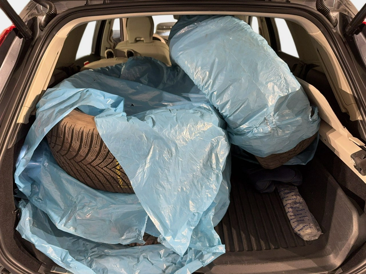 Volvo XC 60 - Zdjęcie 16