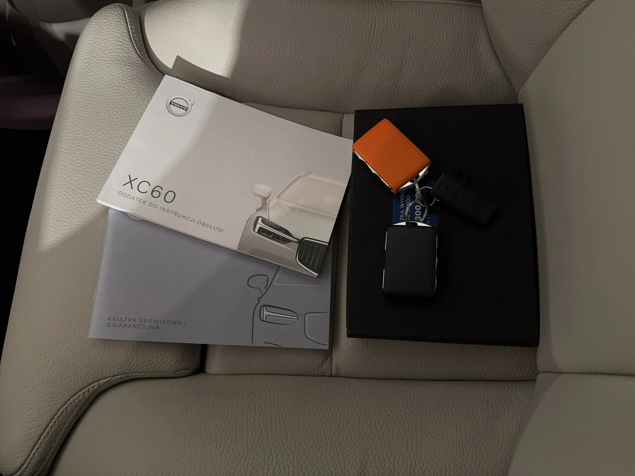 Volvo XC 60 - Zdjęcie 33
