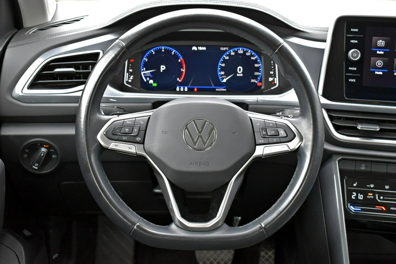 Volkswagen T-Roc - Zdjęcie 14