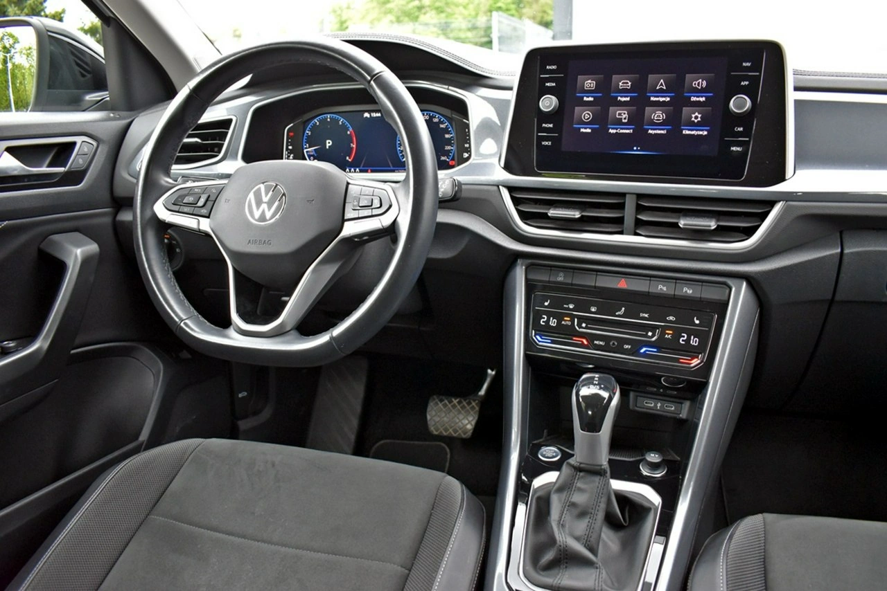 Volkswagen T-Roc - Zdjęcie 16