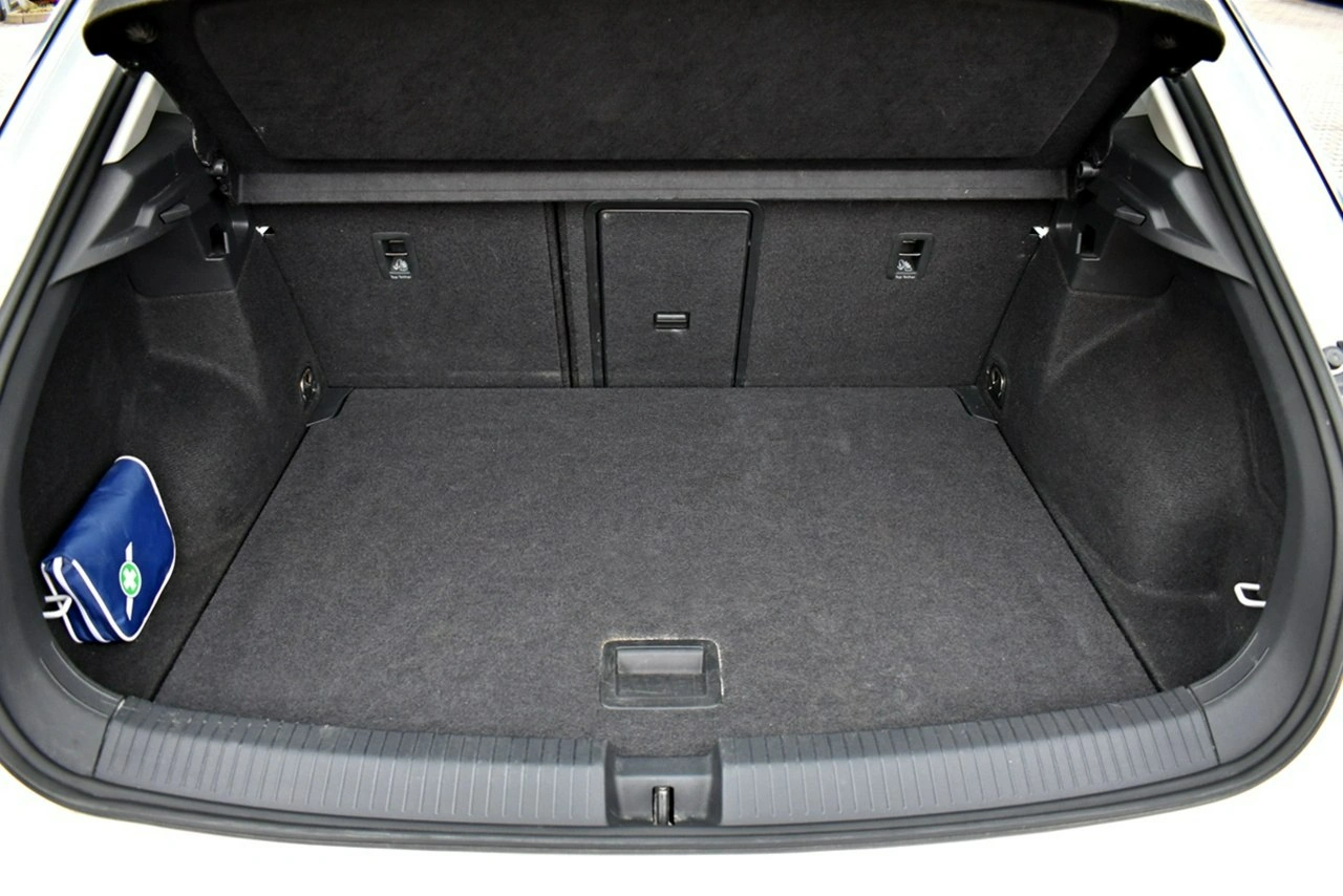 Volkswagen T-Roc - Zdjęcie 24