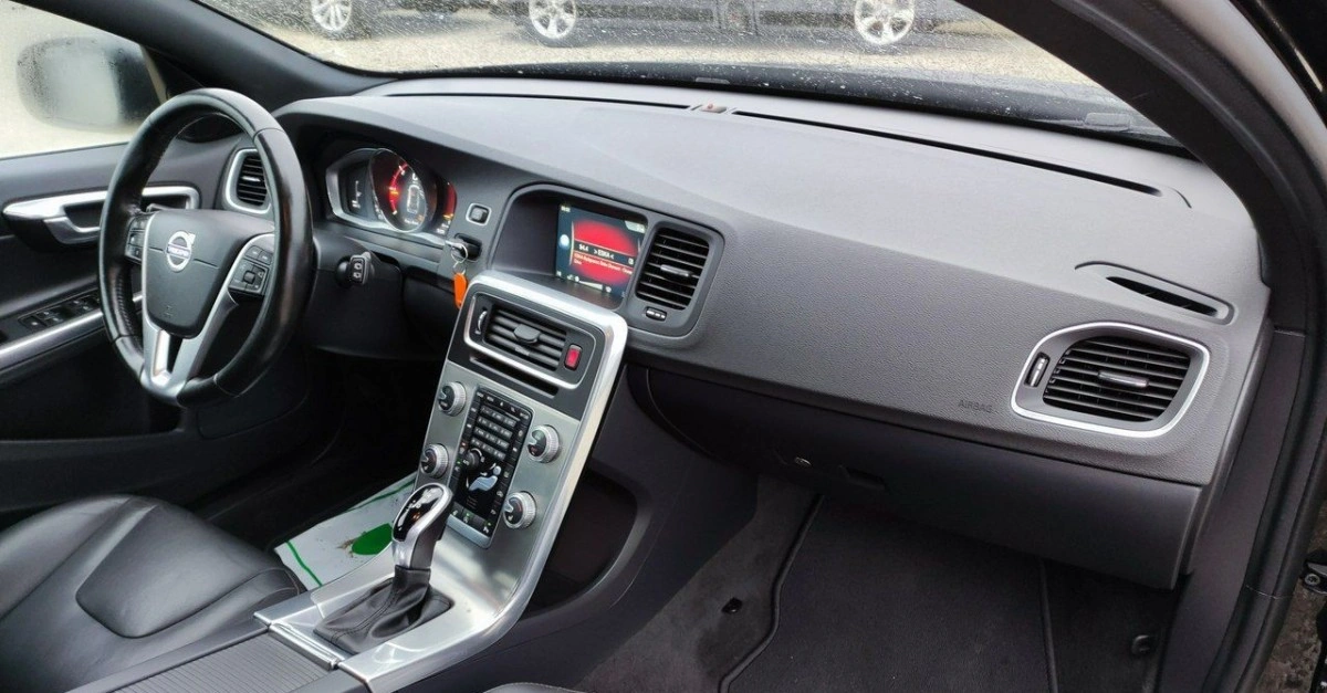 Volvo V60 - Zdjęcie 21