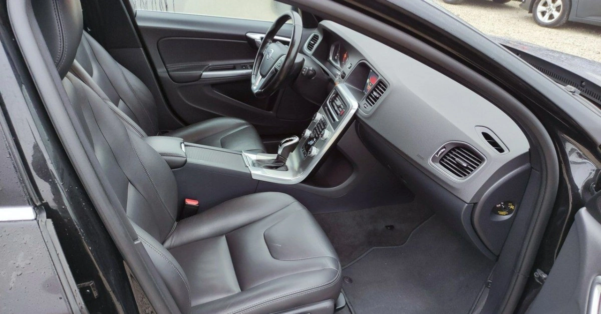 Volvo V60 - Zdjęcie 22