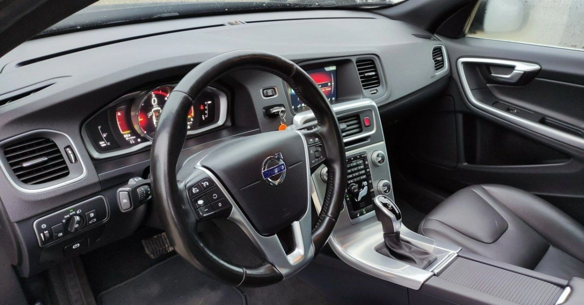 Volvo V60 - Zdjęcie 28