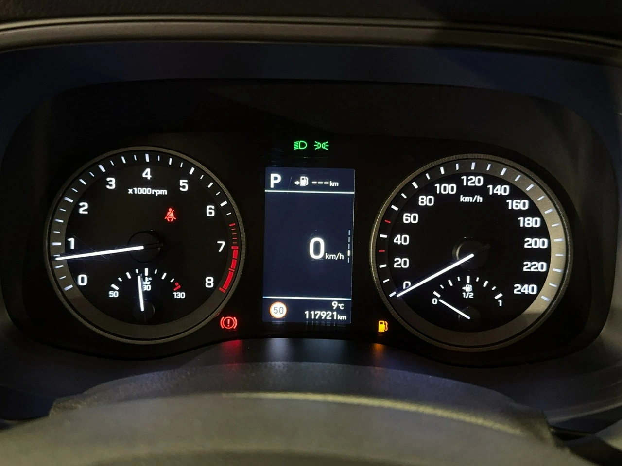 Hyundai Tucson - Zdjęcie 22