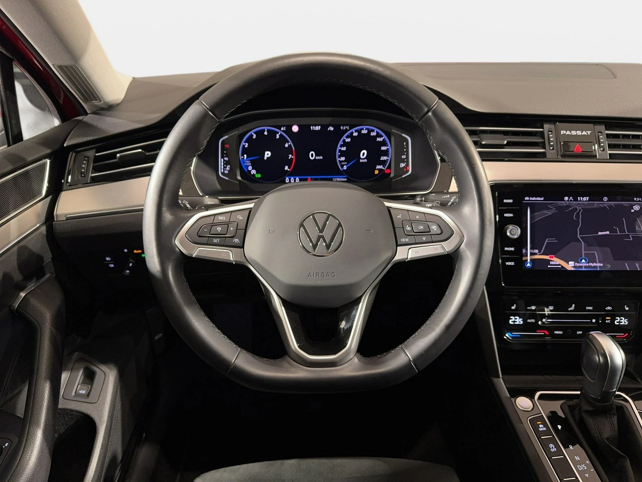 Volkswagen Passat Variant - Zdjęcie 16